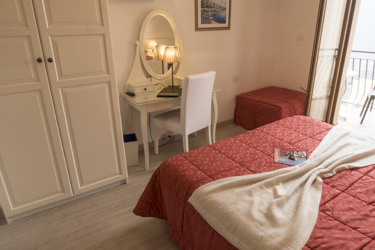 Hotel Garni Bel Sito Tremosine Exterior photo